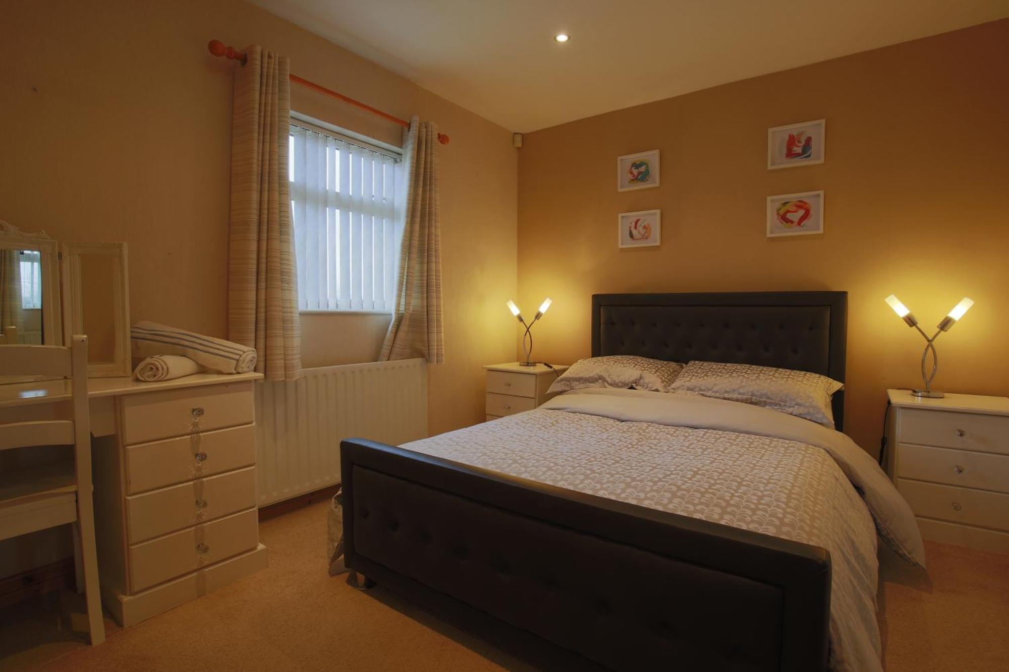 Spacious 4 Bedroom Home - 5 Min Walk To Town Enniskillen Zewnętrze zdjęcie